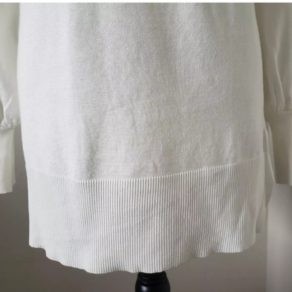 🔥cable and gauge ivory knit long sleeves sweater size medium🔥 - Picture 4 of 9